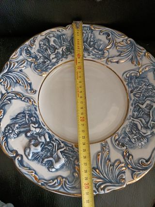 sopera y plato  porcelana r. capodimonti