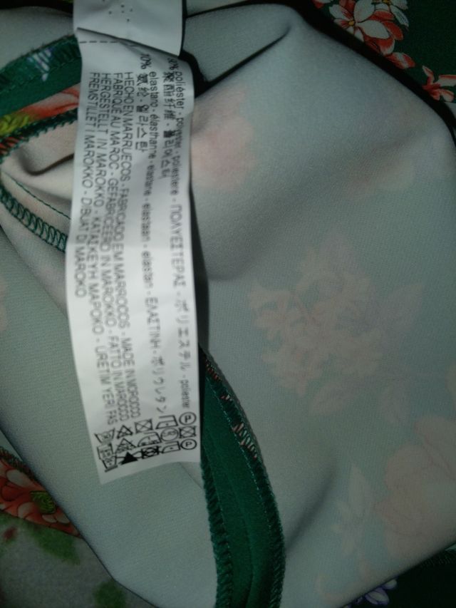 Vestido cuello mao ZARA