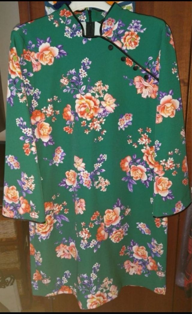 Vestido cuello mao ZARA