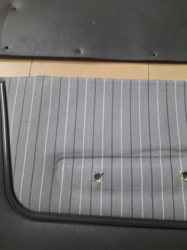 Paneles puerta Ford Fiesta xr2. mk1