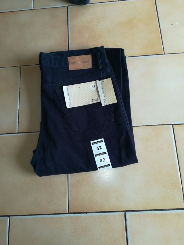 Pantalon sin estrenar azul marino