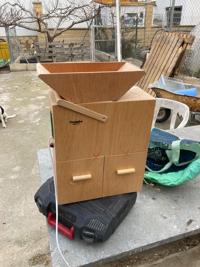 Linpiador de semillas para canarios