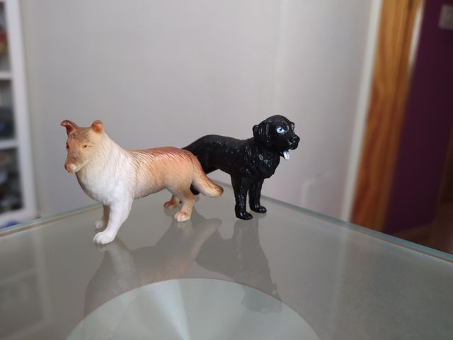 Lote 20 figuras de perros