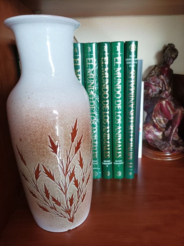 DOS JARRONES DE CERÁMICA