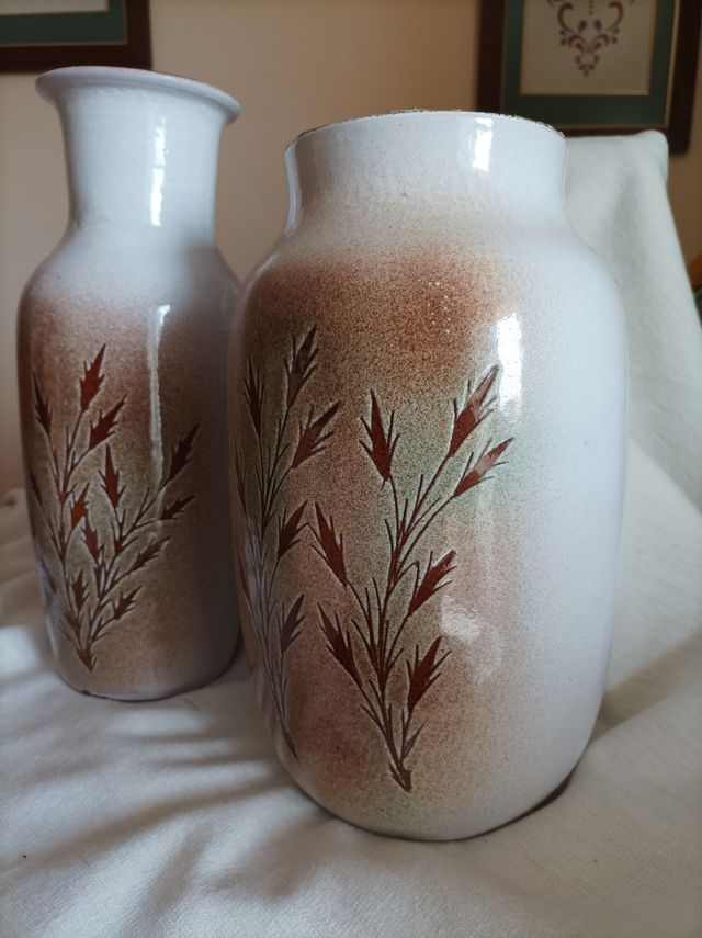 DOS JARRONES DE CERÁMICA