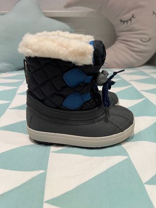 Botas nieve talla 20\\/21 de segunda mano por 5 EUR en Rodonya en WALLAPOP