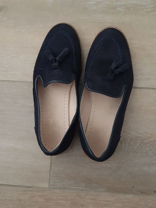 zapato azul marino número 37
