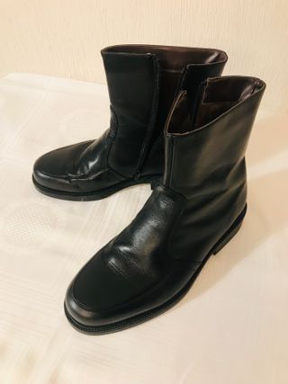 Botas de piel hombre marca Tolino. de segunda mano por 45 EUR en Villamayor  en WALLAPOP