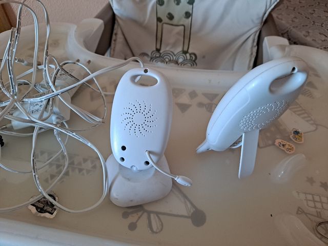 Vigilabebes con pantalla