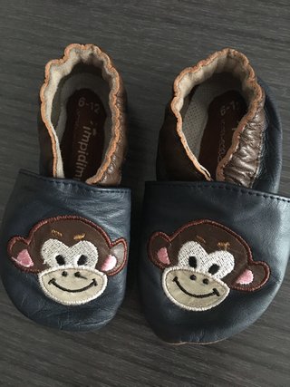 Zapatos bebé talla 6-12 meses de segunda mano por 2 EUR en El Palmar en  WALLAPOP