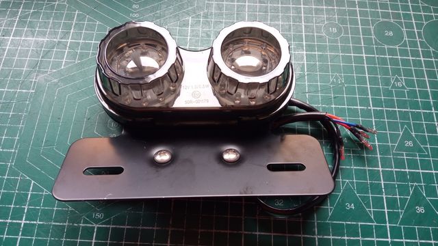 luz trasera multifunción moto