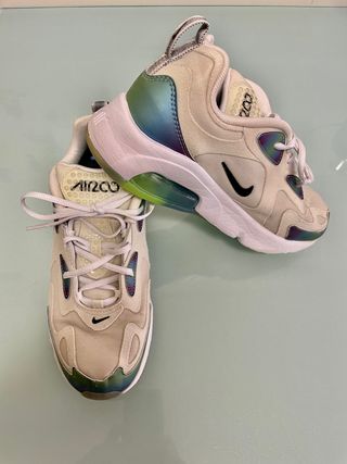 NIKE AIR MAX 200 GS de segunda mano por 45 EUR en Getxo en WALLAPOP