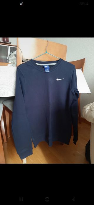 Sudadera Nike azul de segunda mano en Madrid en WALLAPOP