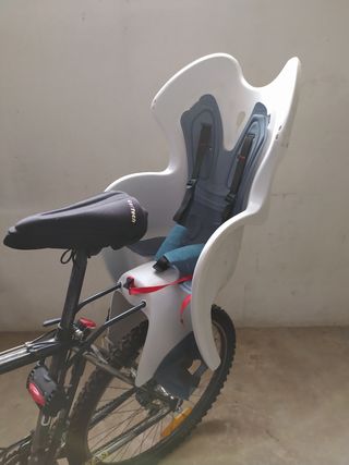 Silla portabebes para bicicleta de segunda mano por 15 EUR en Alzira en  WALLAPOP