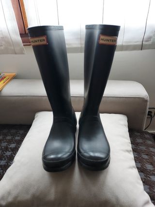 Botas Hunter de segunda mano por 20 EUR en Los Pinos en WALLAPOP