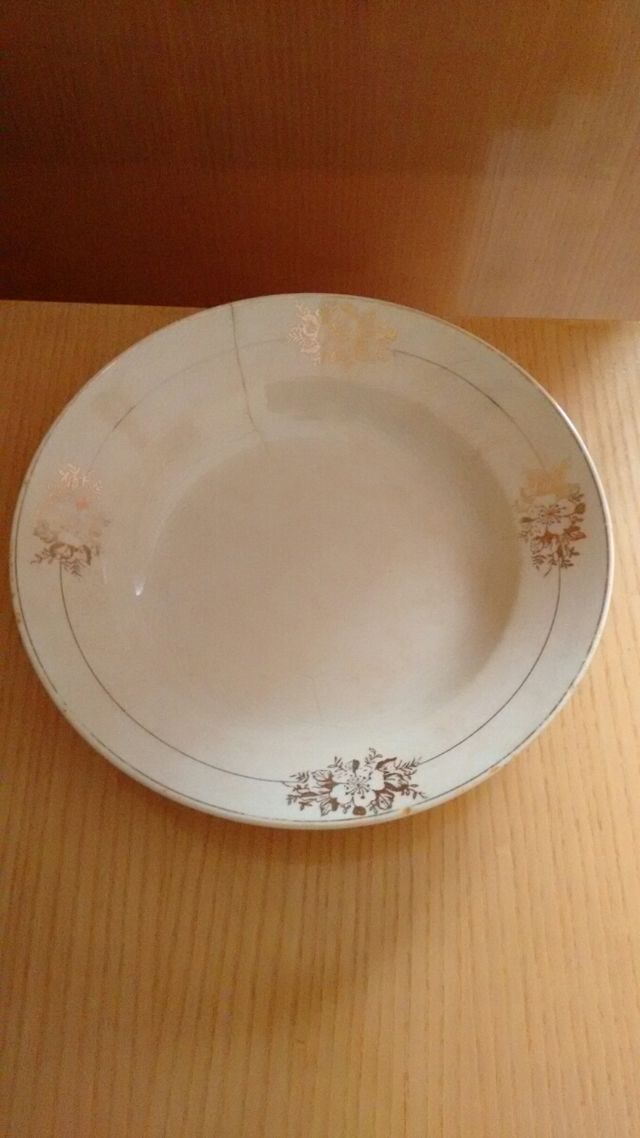 Plato antiguo San Claudio, Oviedo y regalo otro