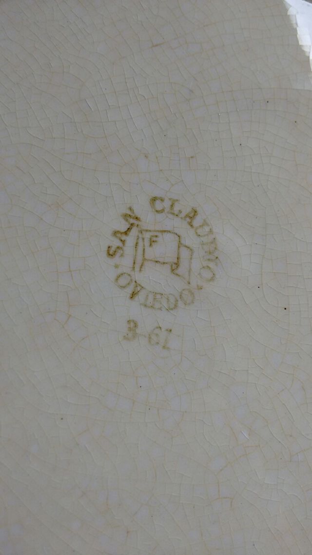 Plato antiguo San Claudio, Oviedo y regalo otro