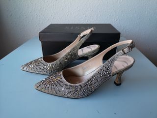 Zapatos fiesta T36 de segunda mano por 25 EUR en Valencia en WALLAPOP