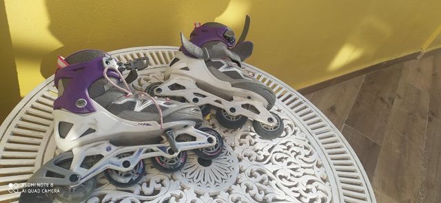 Bonitos patines en línea marca "oxelo" de Decathlo