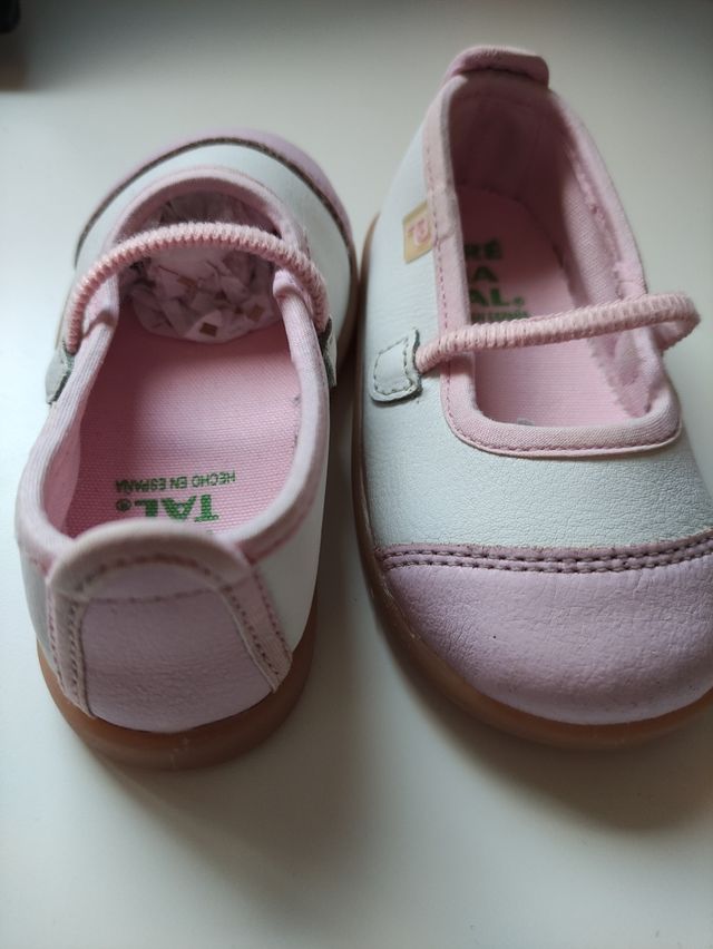 Zapato niña piel Prenatal n°20 impecables