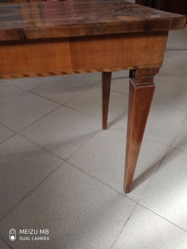 Tavolinetto da salotto primi del novecento