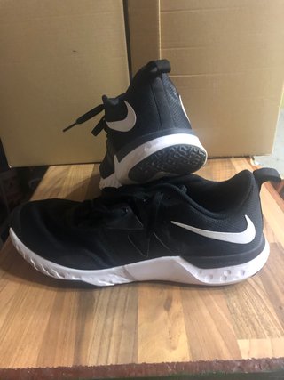 Zapatillas Nike segunda mano en Godella en WALLAPOP