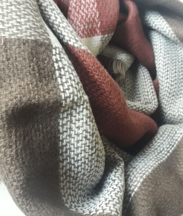 Maxi bufanda suave tonos tierra