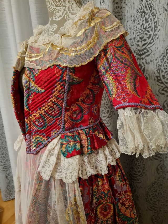 traje fallera niña( venta o alquiler)