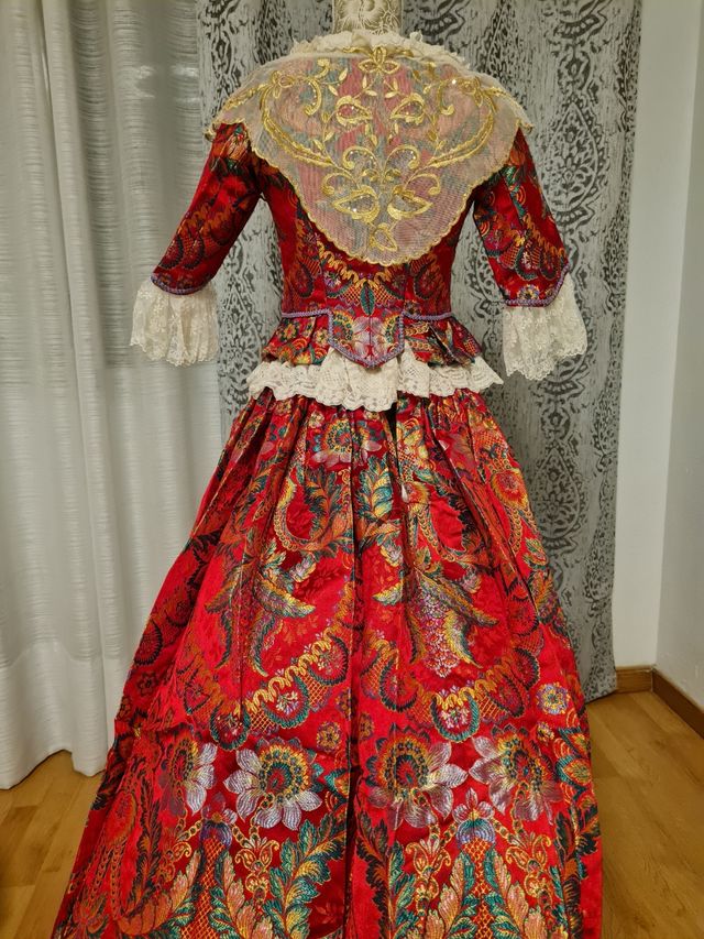 traje fallera niña( venta o alquiler)