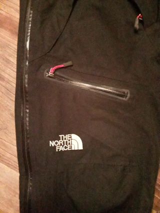 Pantalón montaña\\/ski, north face Negro talla p de segunda mano por 100 EUR  en Oviedo en WALLAPOP