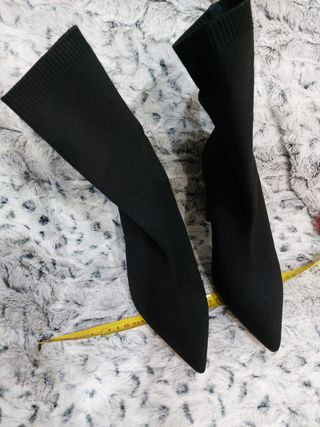 Botas negras tipo calcetín Aldo, sin usar de segunda mano por 25 EUR en Las  Rozas de Madrid en WALLAPOP
