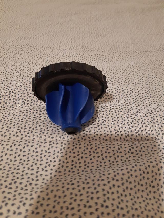 Nuovo tappo serbatoio multimarca