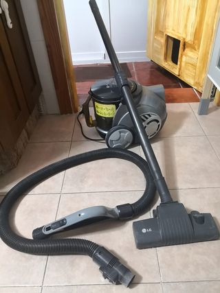 ASPIRADOR LG V-CA 281 NTQ 1800W S/B