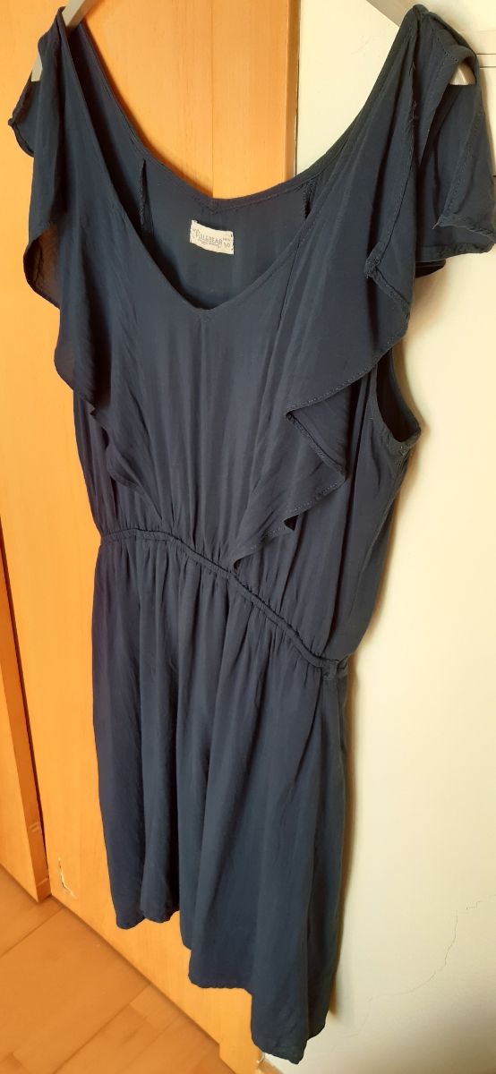 Vestido t.L escote de pico de Pull&bear 
