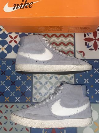 Nike Blazer Mid\\'77 suede gris 37,5 de segunda mano por 22 EUR en Vila-Seca  en WALLAPOP