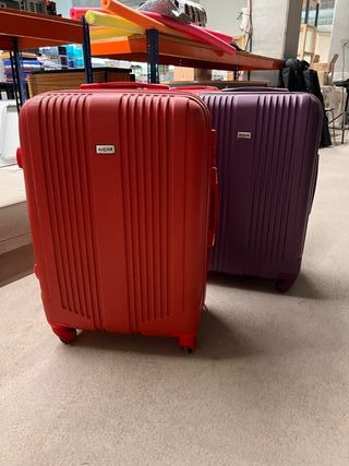 Maletas de segunda mano por 30 EUR en Mataró en WALLAPOP