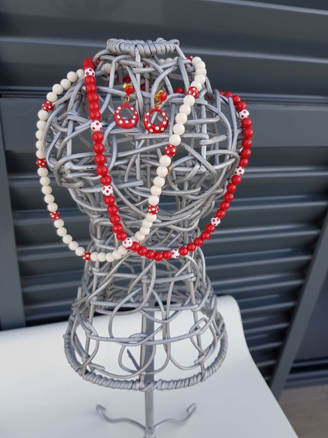 TRAJE DE FLAMENCA CON TODOS LOS COMPLEMENTOS