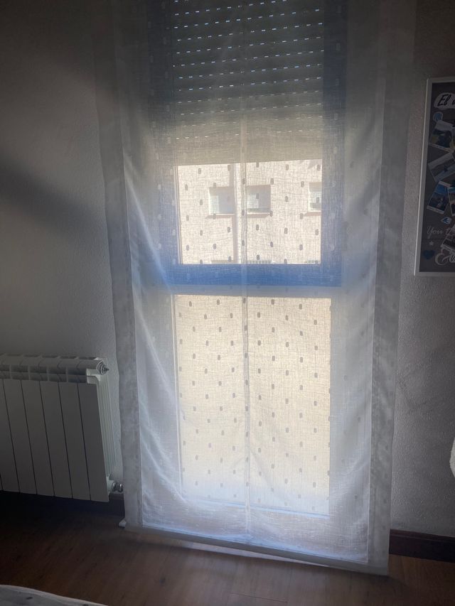 Estor con mecanismo.