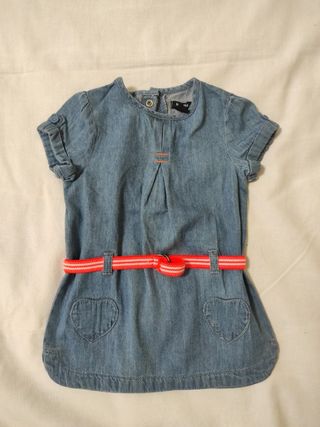 Vestido Vaquero Kiabi de segunda mano por 3 EUR en Sevilla en WALLAPOP