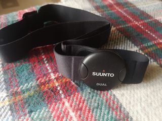 CINTA FRECUENCIA CARDÍACA SUUNTO de segunda mano por 30 EUR en Santa Cruz  de Bezana en WALLAPOP