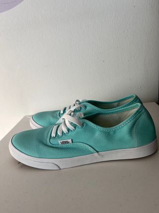 Vans turquesa sin estrenar de segunda mano por 15 EUR en Barcelona en  WALLAPOP