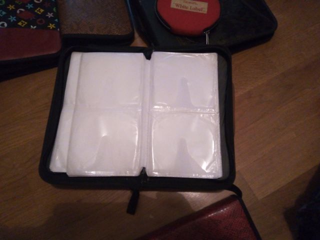 8 ESTUCHES para CDS distintos tamaños