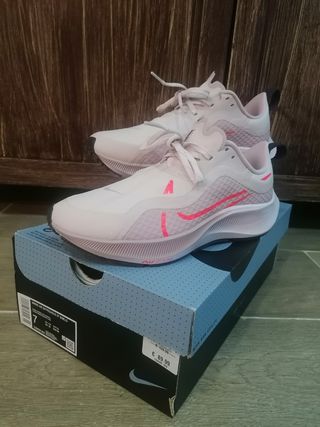 Nike pegasus de segunda mano por 60 EUR en Gavà en WALLAPOP