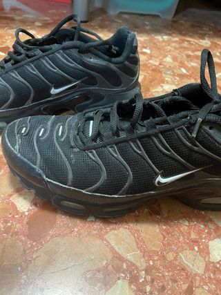 Nike Air Max TN negro reflectante de segunda mano por 95 EUR en Valencia en  WALLAPOP