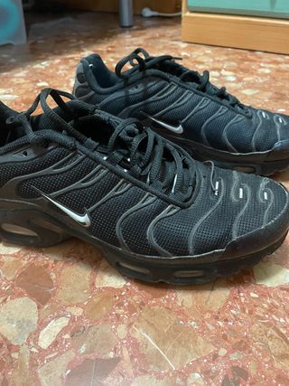 Nike Air Max TN negro reflectante de segunda mano por 95 EUR en Valencia en  WALLAPOP