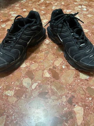 Nike Air Max TN negro reflectante de segunda mano por 95 EUR en Valencia en  WALLAPOP
