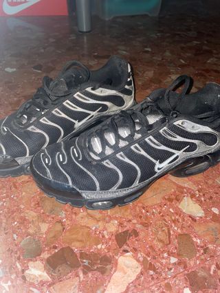 Nike Air Max TN negro reflectante de segunda mano por 95 EUR en Valencia en  WALLAPOP
