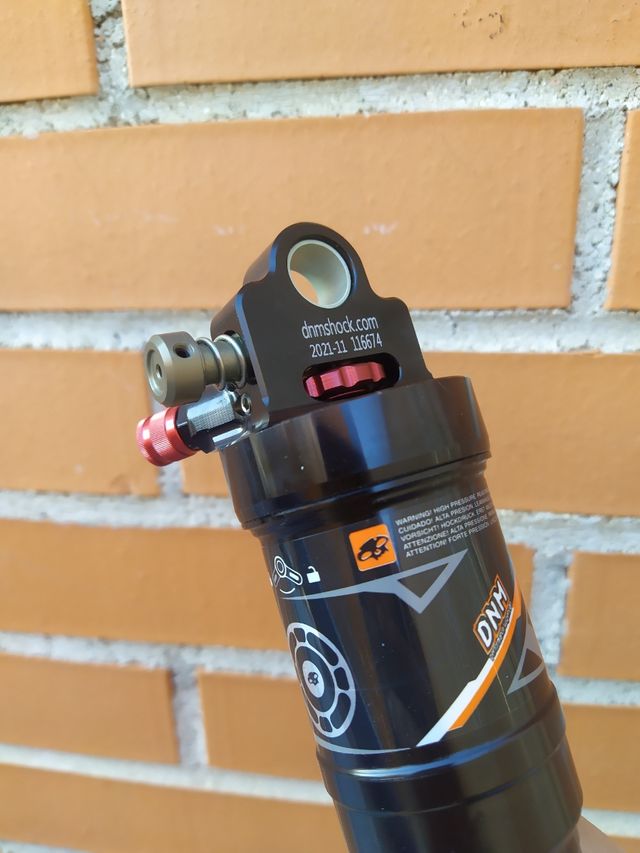 165x38mm + mando remoto.Amortiguador DNM.ENVÍO!!