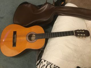 Lista de productos de la marca JOSÉ GÓMEZ | Guitarras clásicas y flamencas