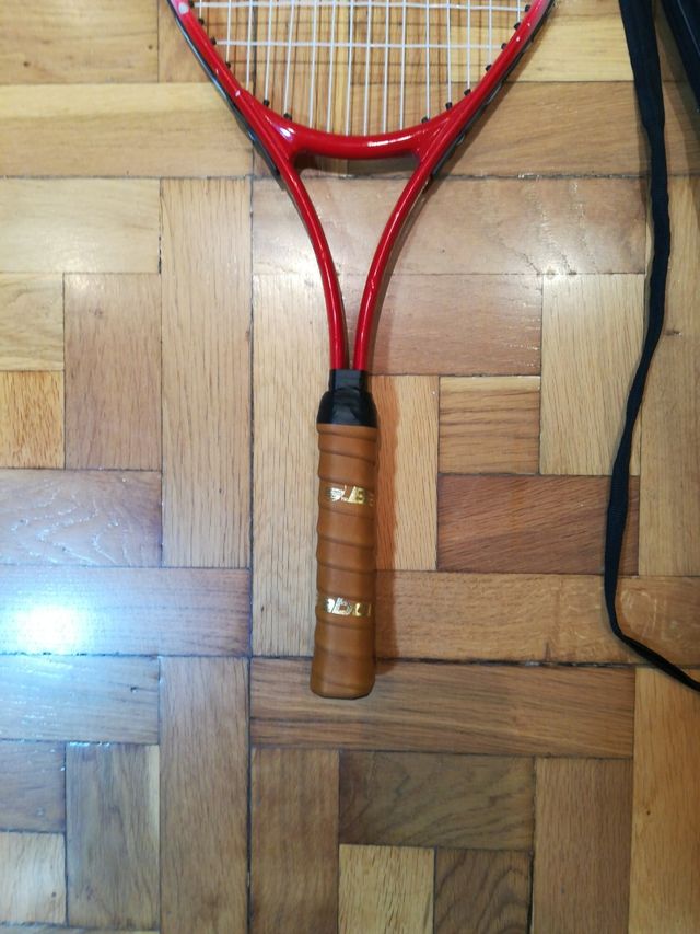 Raqueta con mango nuevo y funda